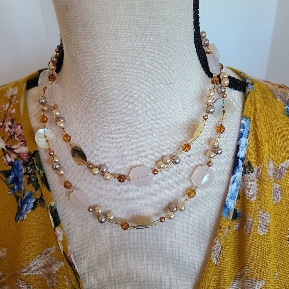 Cookie Lee Bead & Genuine Shell Convert. Necklace - Picture 3 of 9
